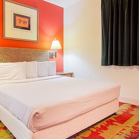 Hotel Wyndham Garden Guam Tamuning Exterior foto
